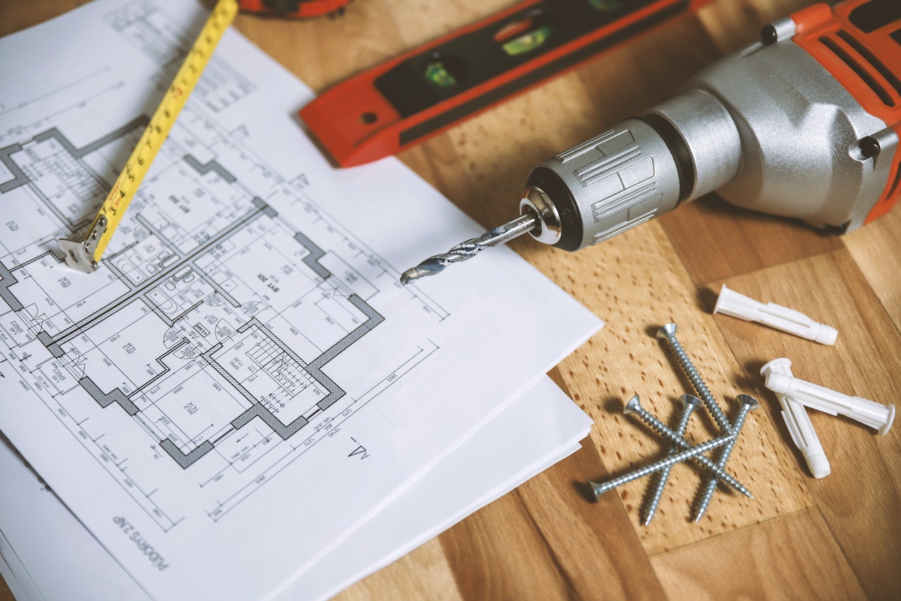 Takeoff Monkey blog image: How to Estimate Construction Projects: Review Plans